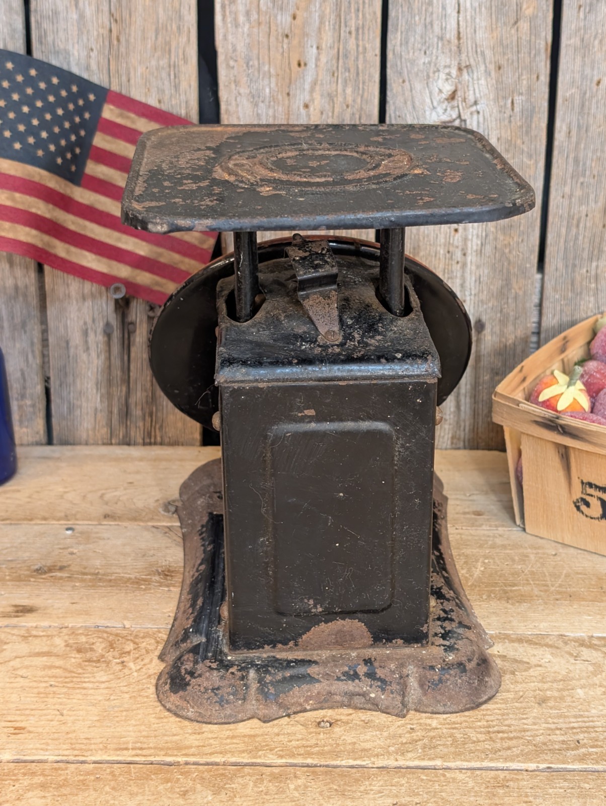 Antique 1903 Rustic Farmhouse Kitchen Scale Patriotic American Eagle Image WORKS