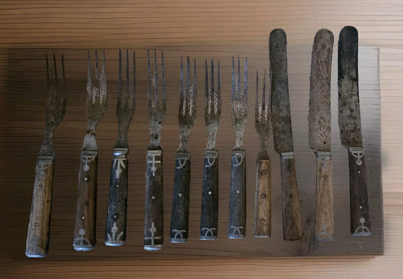 Antique Civil War Era Flatware 3 Knives & 8 – 3 Tine Forks Primitive
