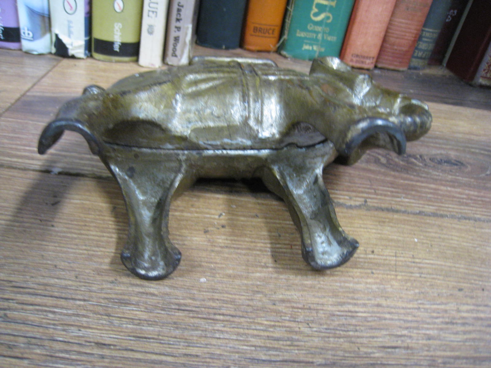 Orig AC Williams Cast Iron Elephant w Howdah Still Bank 1910-30, 6 1/4 X 4 3/4 T