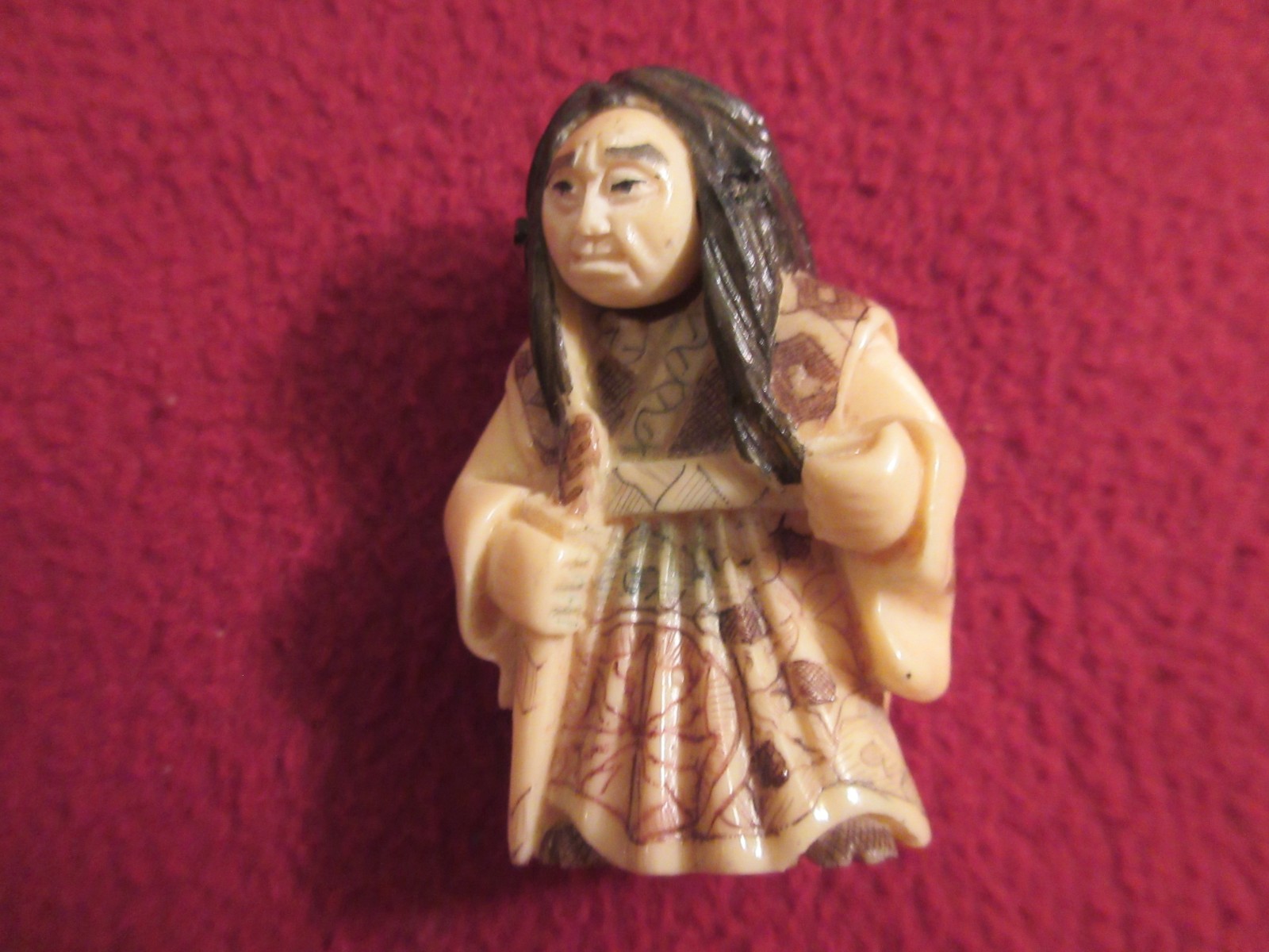 Vintage Bovine Bone Chinese Carved has 2 Faces