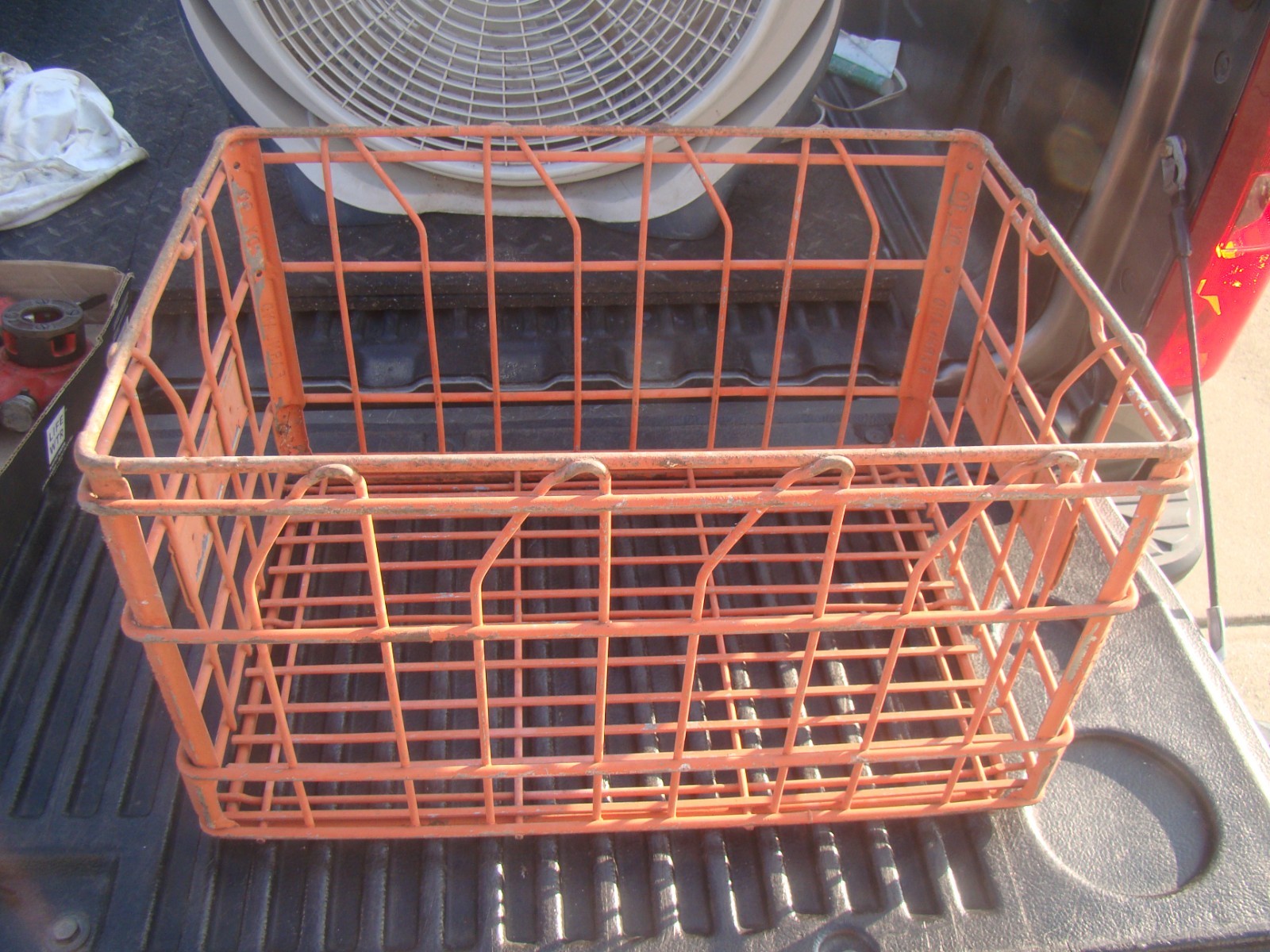 Vintage Rare Farmland 70 Dairy Metal Milk Crate 18 3/4″ x 12 1/2″ x 1