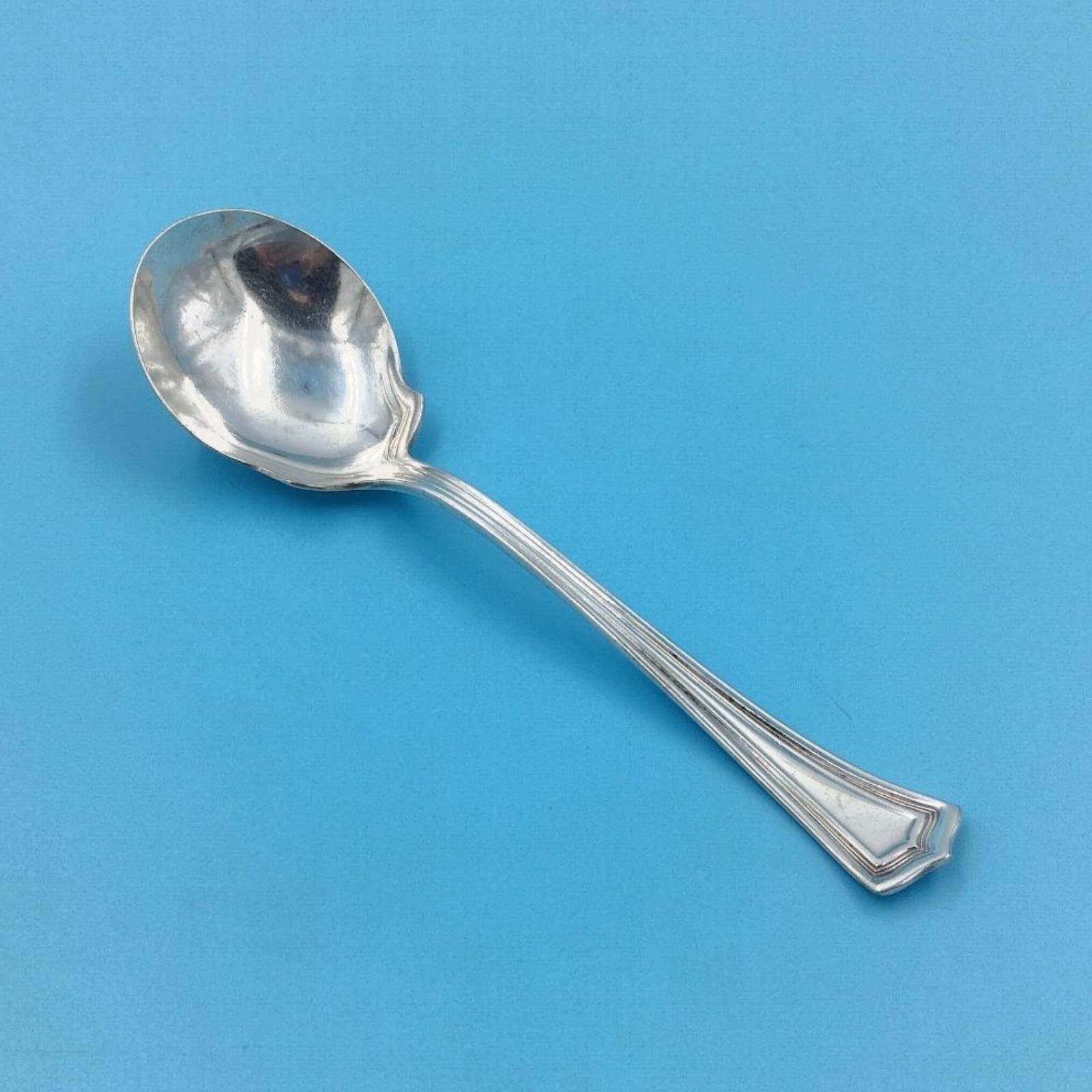 Oneida SCOTIA Bouillon Soup Spoon 5″ Round Bowl Antique 1915 Flatware