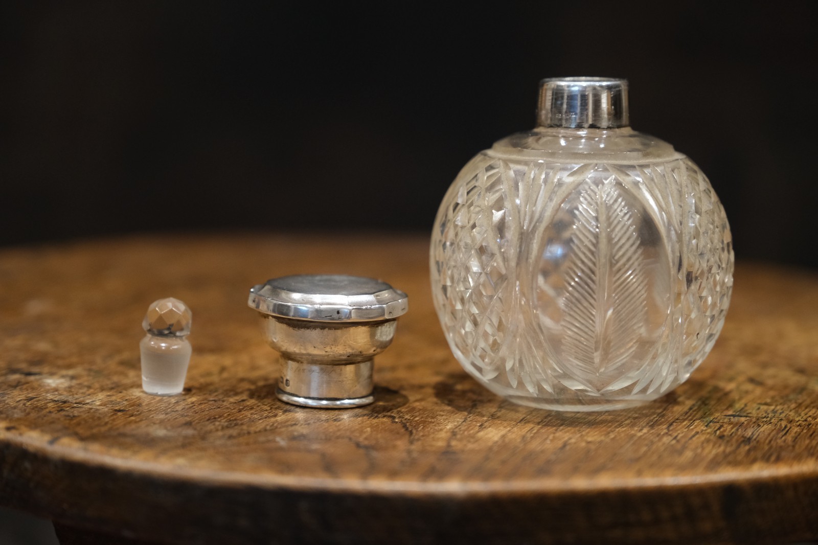 Edwardian Mappin & Webb Silver Topped Cut Glass Scent Bottle Birmingham 1913