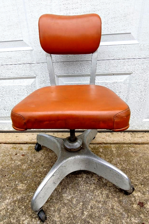 COOL INDUSTRIAL ERA “PROPELLER BASE” TANKER SWIVEL ALUM. OFFICE CHAIR, GOODFORM?