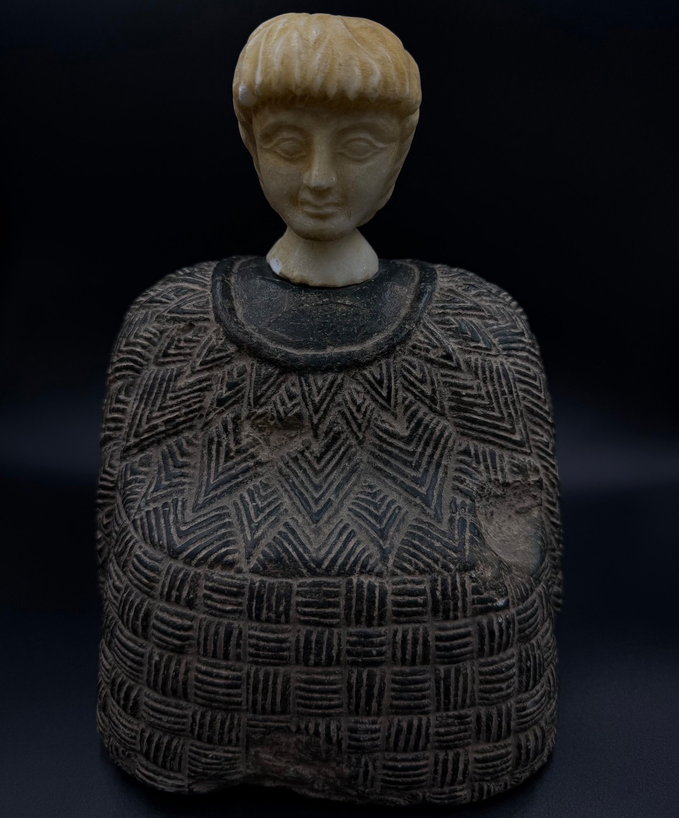 Ancient Bactrian Idol Bactria Chlorite Stone Composite Prince Statue 5 kg