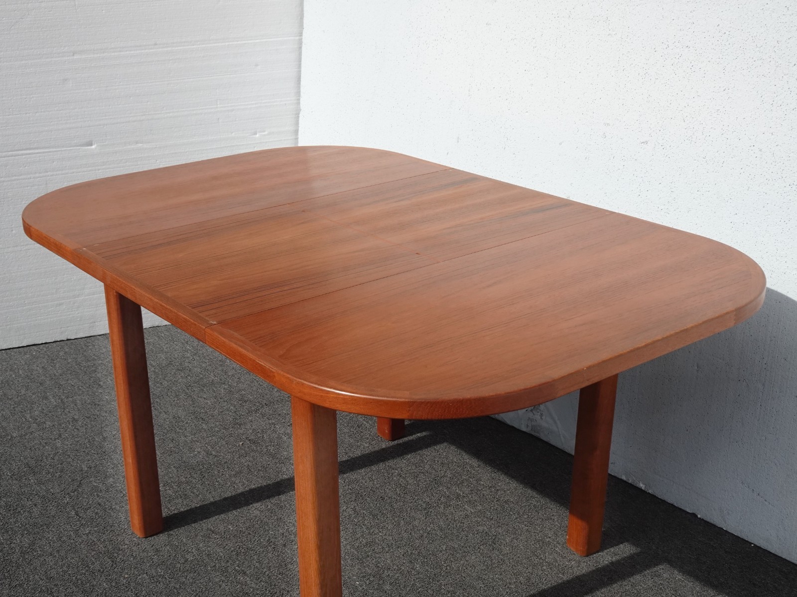 Mid Century Scandinavian Extendable Dining Table by Diethelm Scanstyle D-Scan