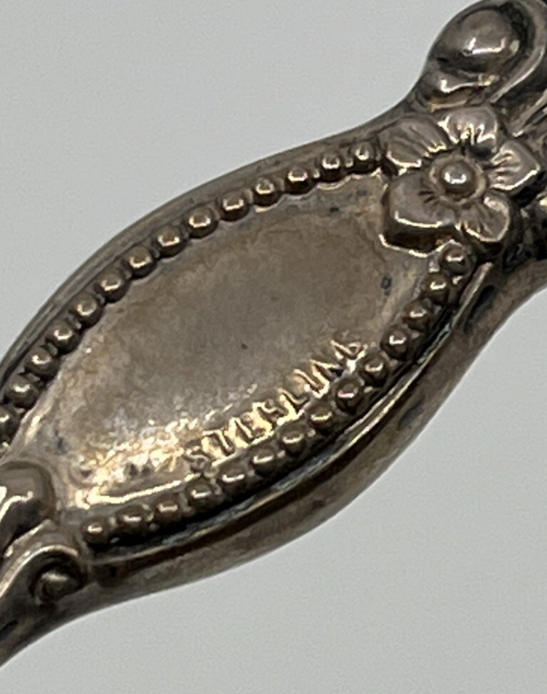 Antique Sterling Silver Button Hook 3 5/8” Repousse Flower Floral Scroll