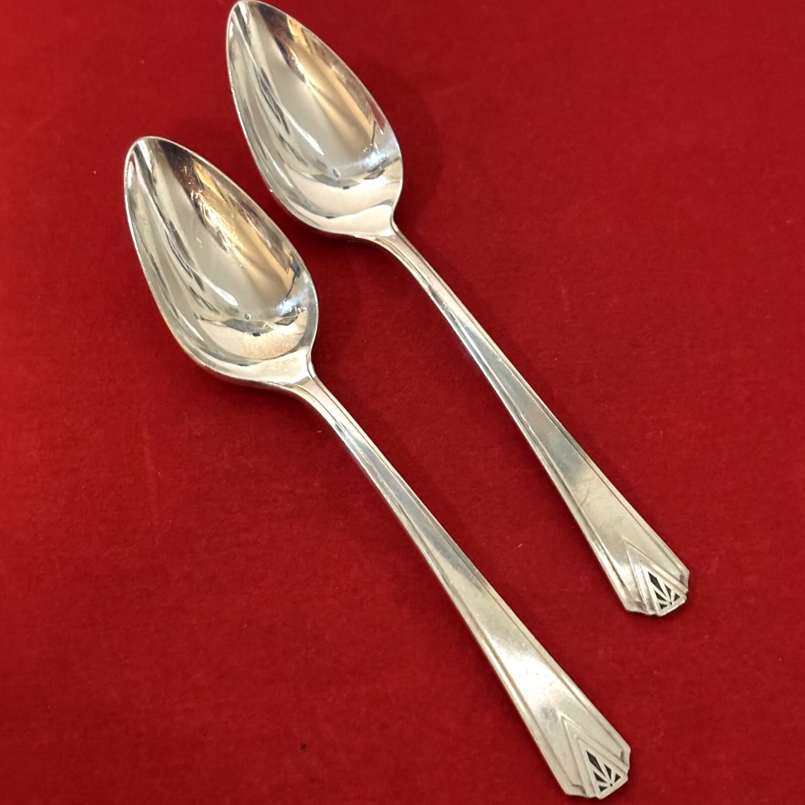 5 pc Oneida Community DEAUVILLE Silverplate Knife Dinner Forks Teapoons Vtg 1929