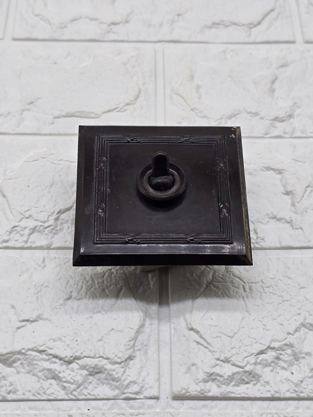 Art Deco Light Switch Plate Toggle Brown Bakelite 5/8amp 1 Way Ribbon Design GEC