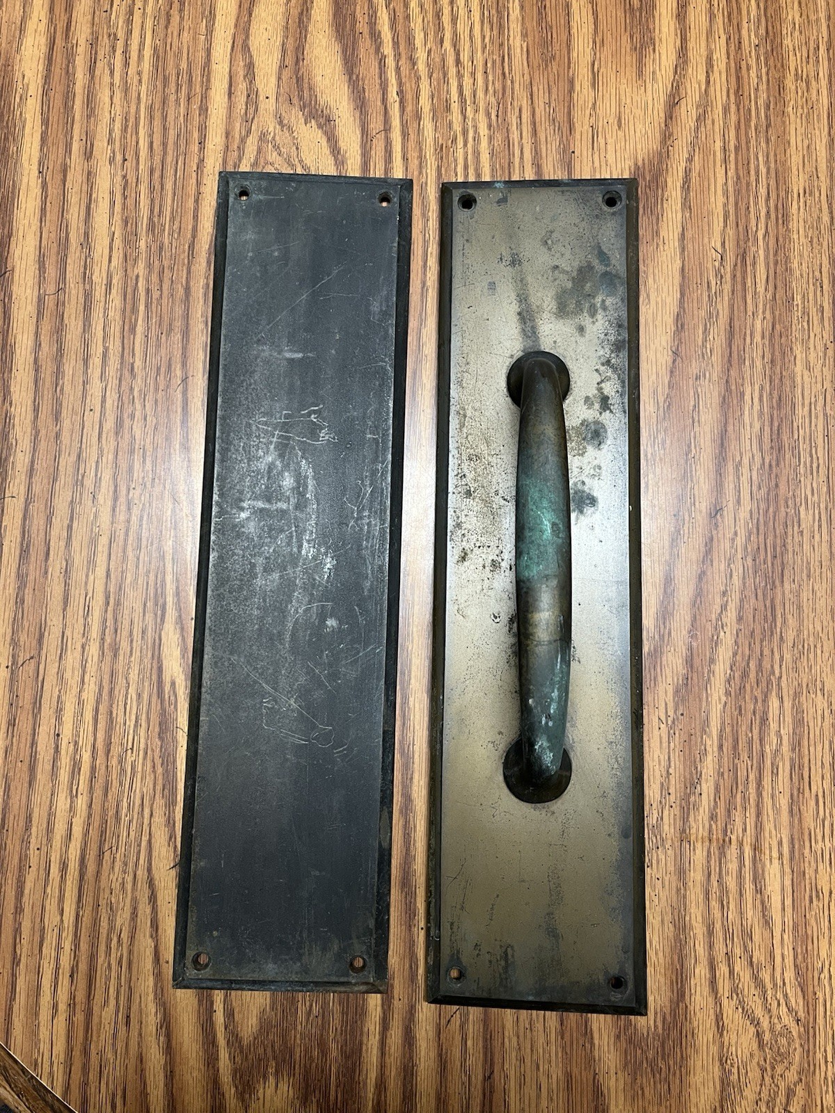 Vintage/Antique Yale Brass Door Pull Handle And Push Plate. 3 1/2” X 14”