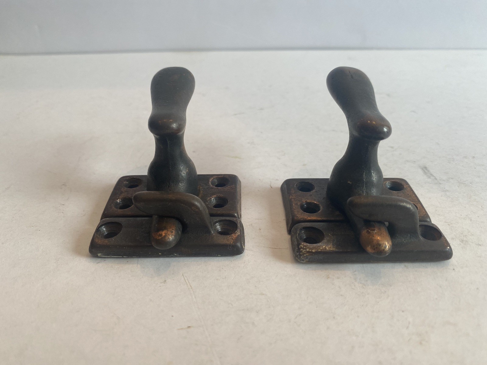 Vintage Sliding Window Sash Locks-Craftsman Style-lot of 2