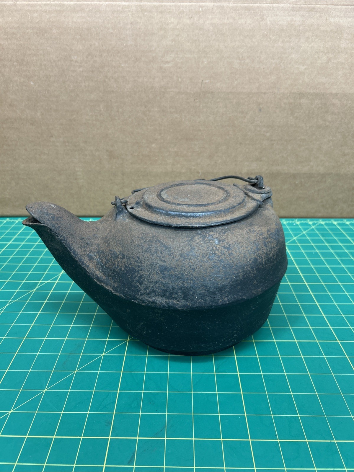 Antique Cast Iron Tea Kettle Gate Mark Embossed 8 Metal Bail Handle For Restore