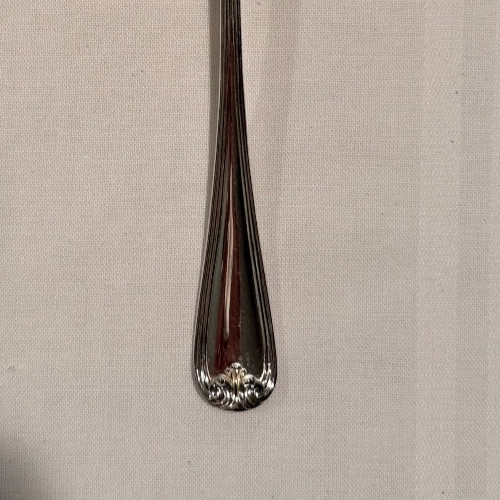 (1) Gorham HERITAGE Solid Shell Berry Casserole Spoon 9″ Silverplate Italy FrShp
