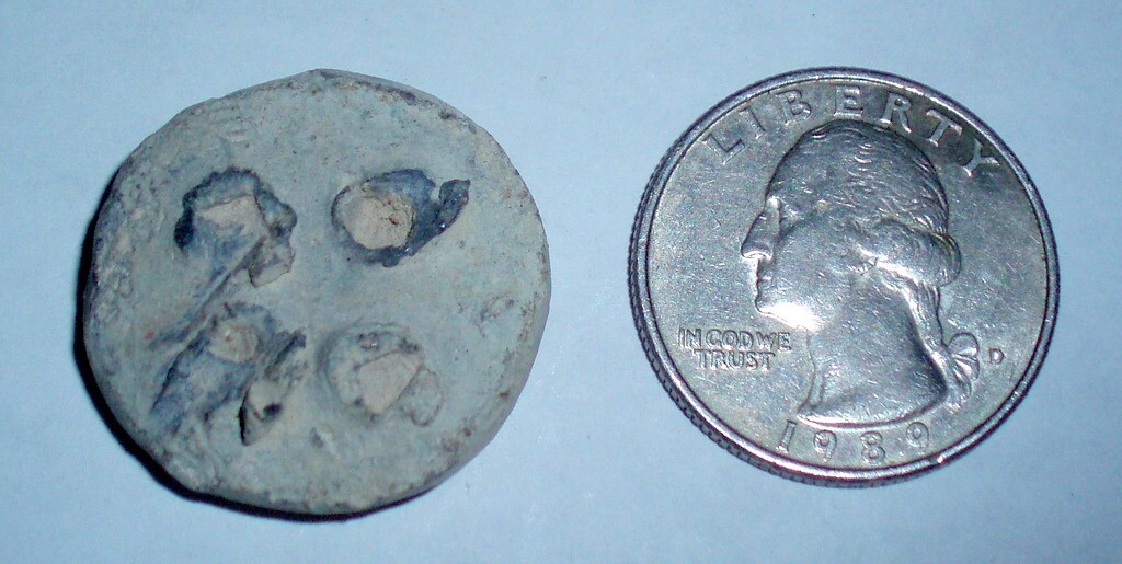 CHINESE ? ANCIENT LEAD COIN OR CLOTHING BUTTON ARTIFACT RELIC ANTIQUE PRIMITIVE