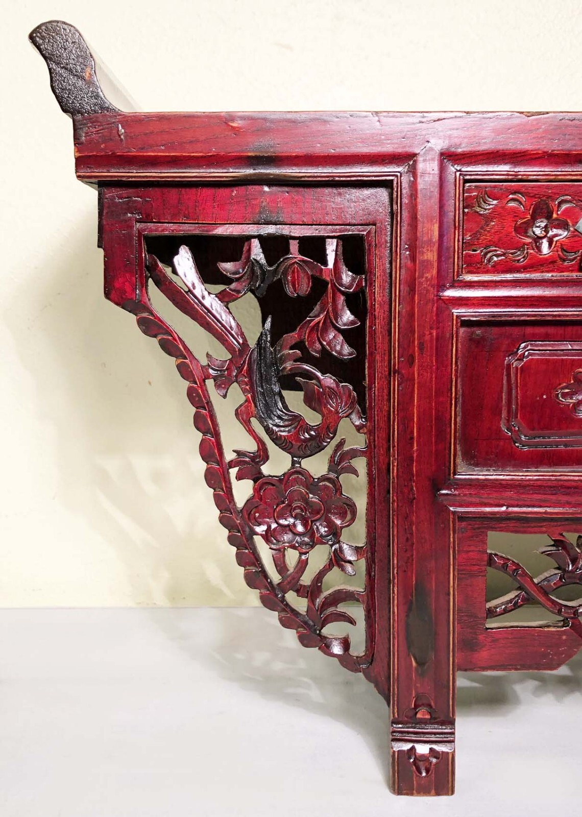 Antique Chinese Petit Altar (3578), Circa 1800-1849