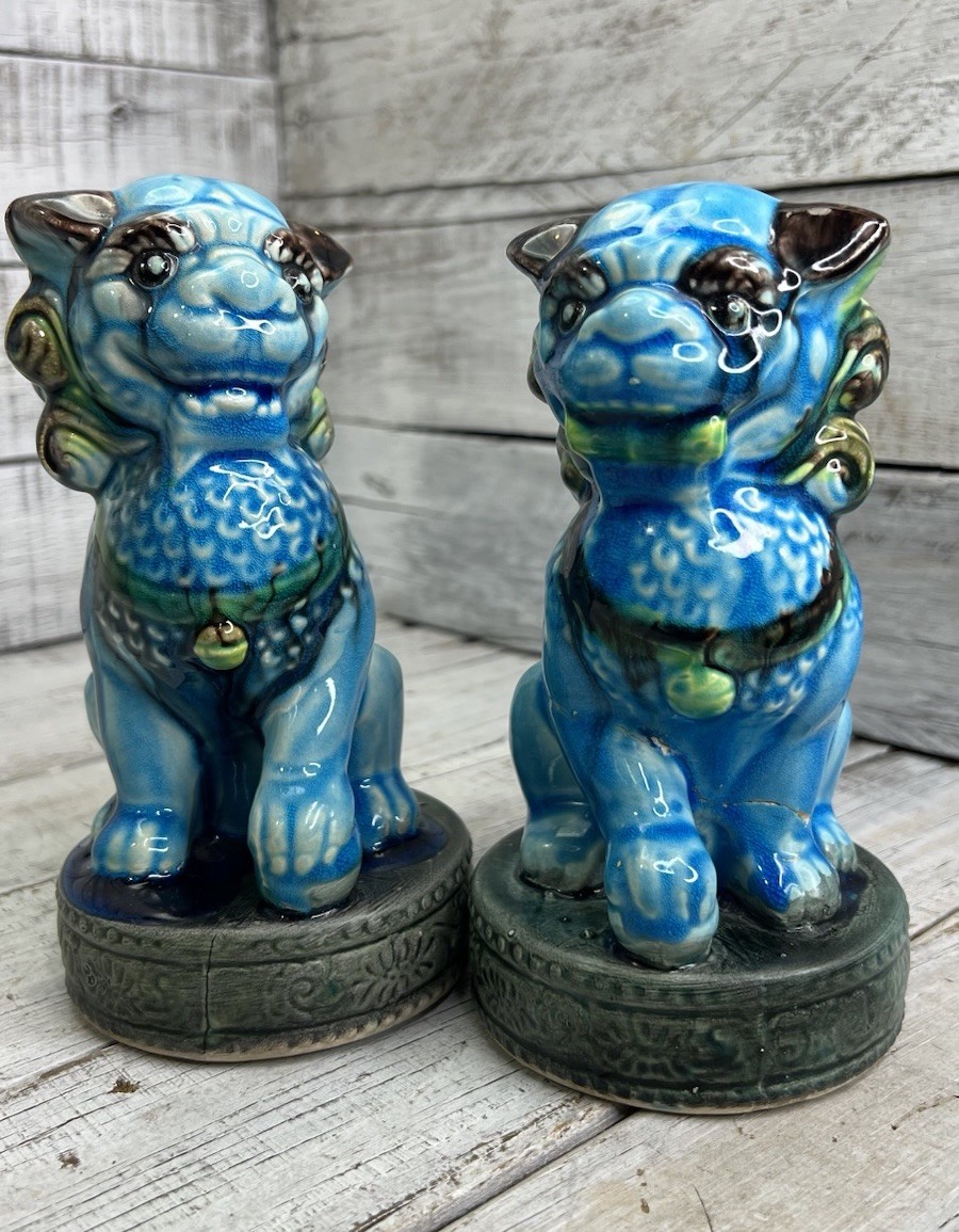 VINTAGE PORCELAIN TURQUOISE FOO DOG FIGURINES PAIR 2 MCM JAPAN AS IS READ 🩵