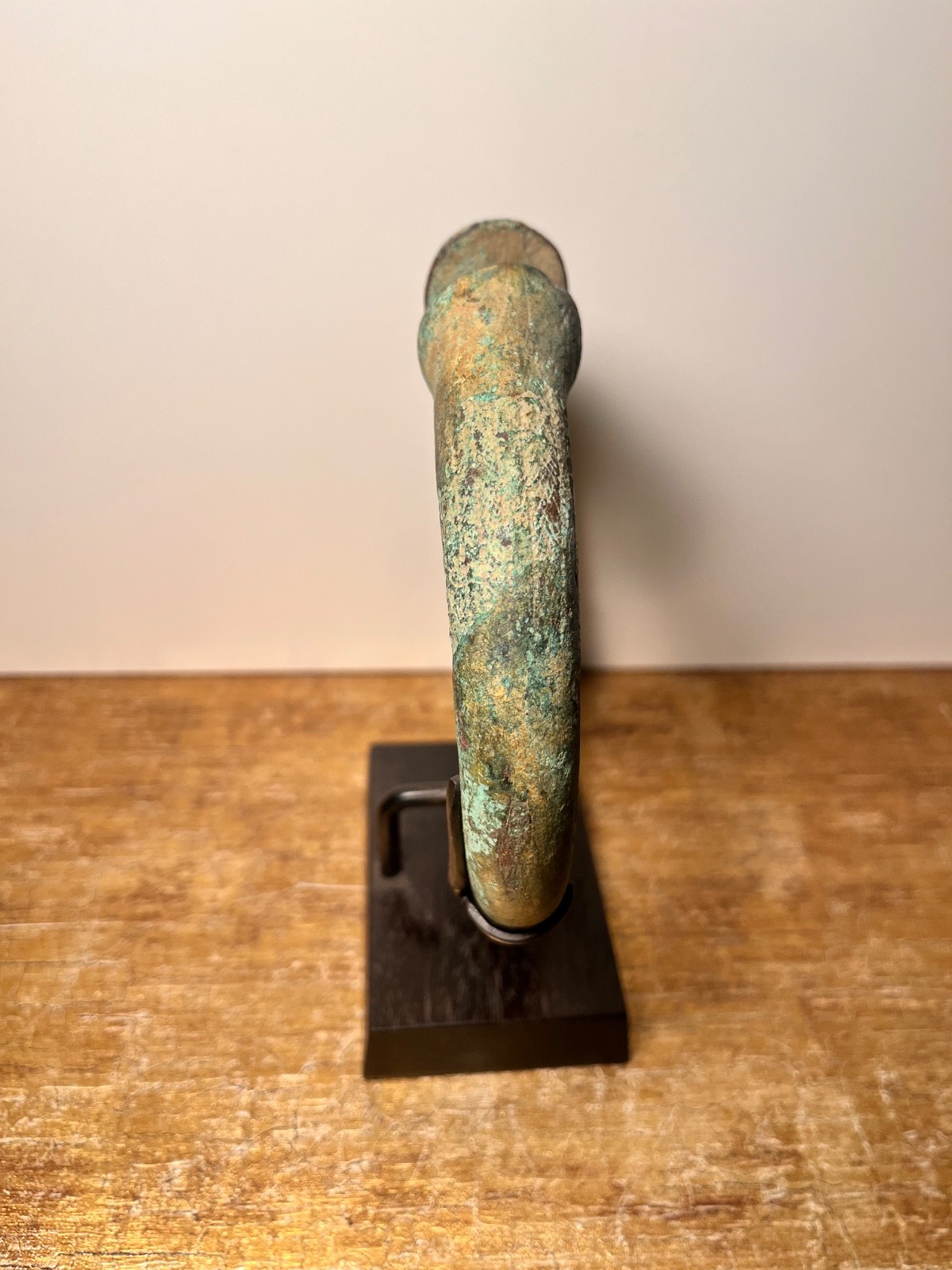 Ant. BELGIAN CONGO West Africa Manilla Bronze Money Belgium Token Patina w/stand