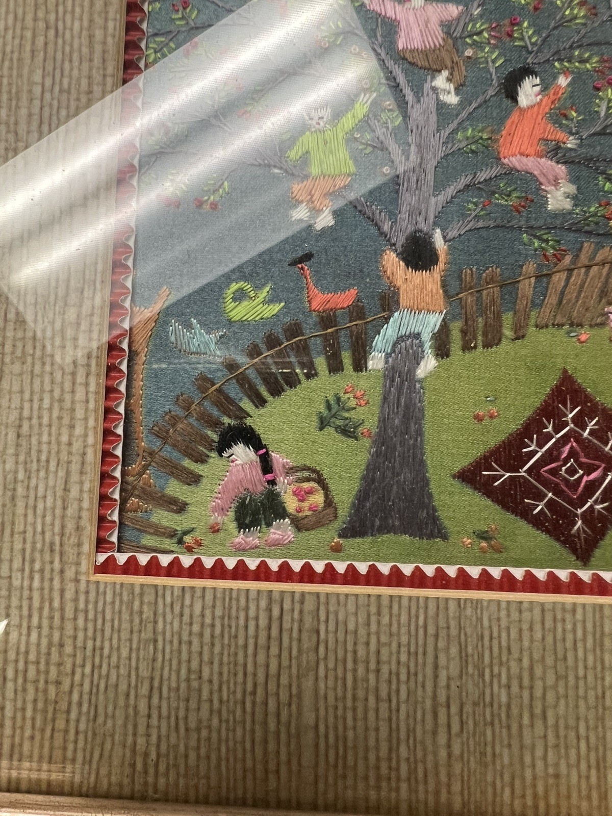Lot Of 4 Embroidery On Silk Scenes Of Folk Life In China Near Suzchu Jiangsu Pro
