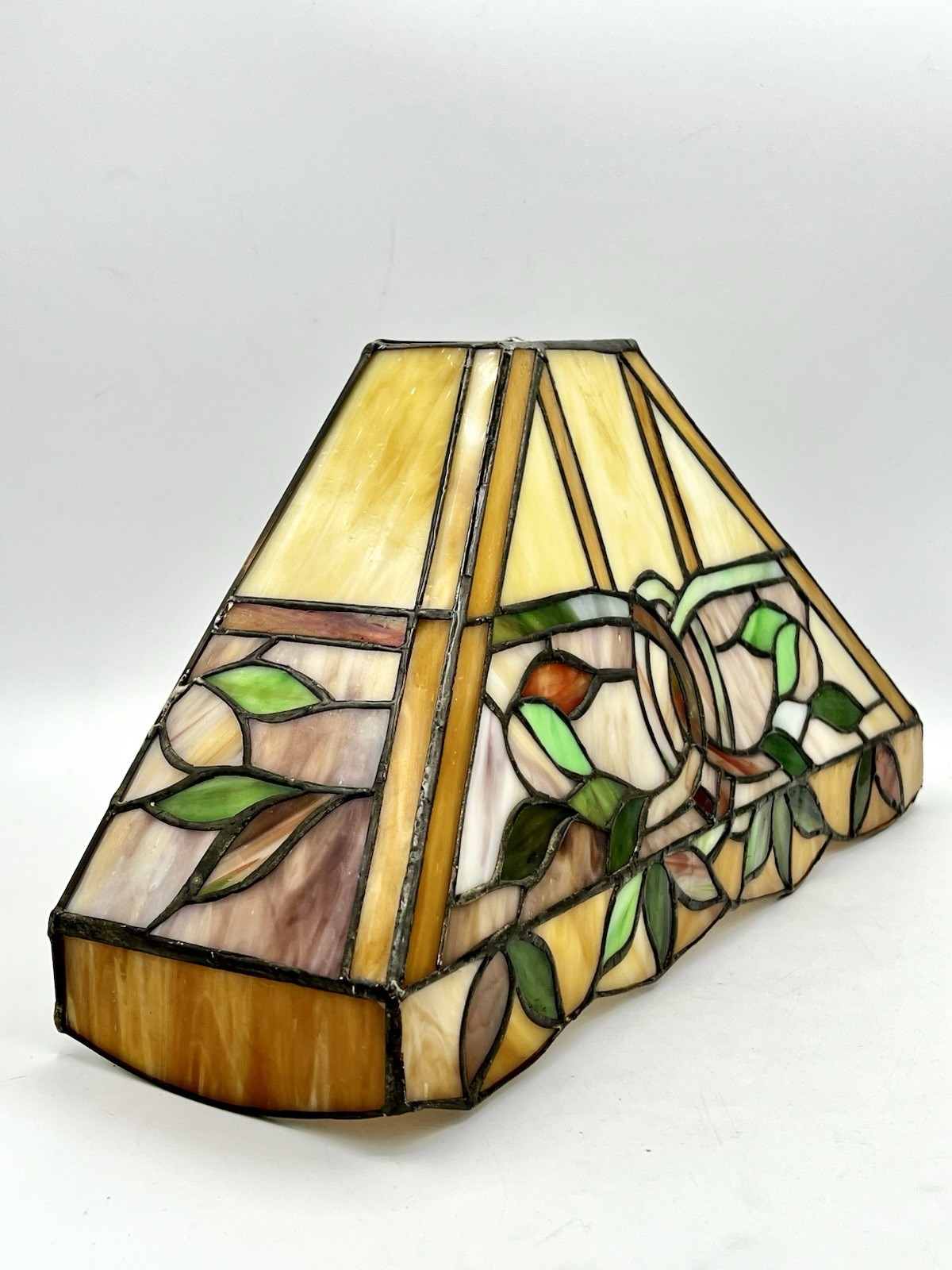 Vintage Stained Glass Wall Sconce Lamp Shade Art Nouveau Tiffany Style ~14” Wide