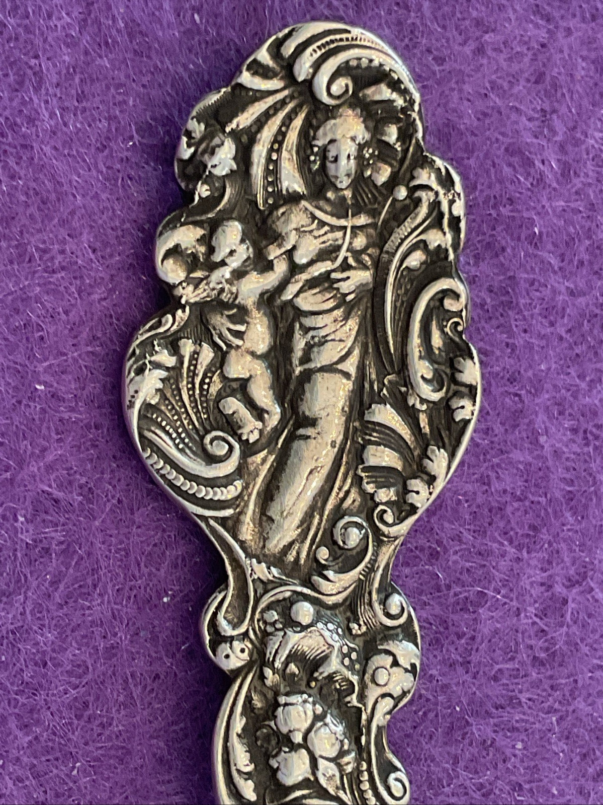 Gorham Versailles Lady & Cherub 5.2″ Sterling Souvenir Spoon Jersey City NJ 16g