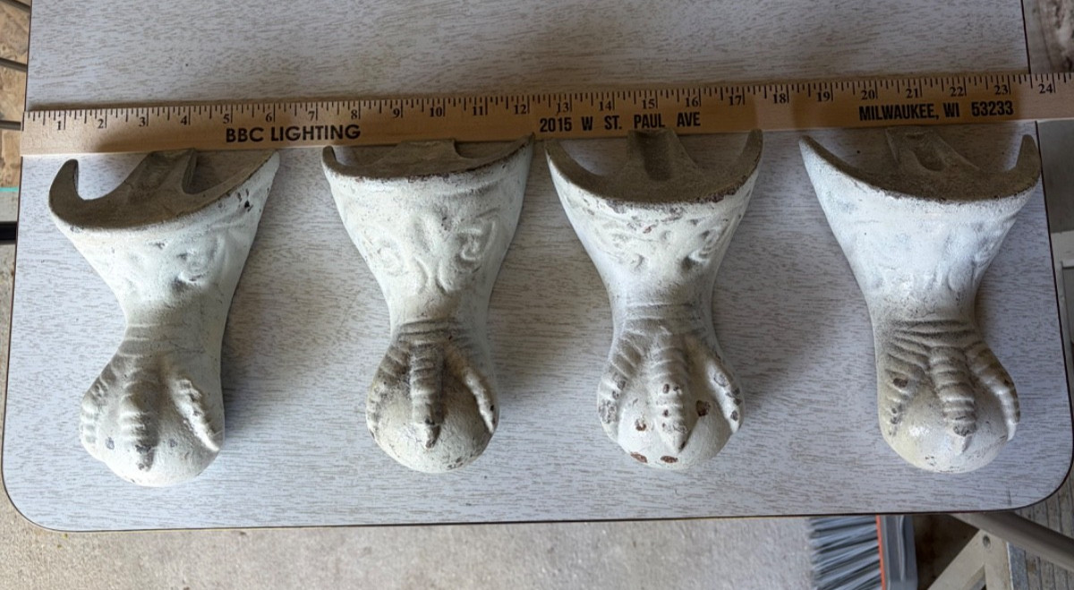 4-Antique Cast Iron Ball And Claw Feet Lion Claw Foot Bath Tub Legs