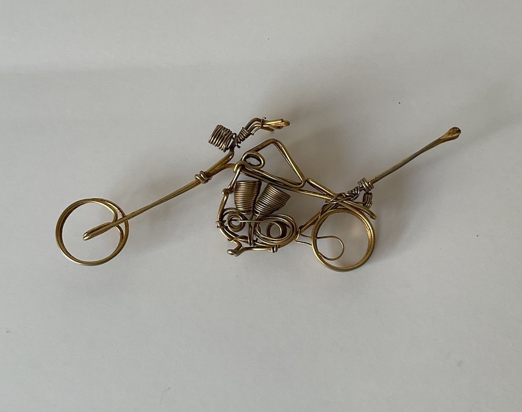 Vintage Wire Harley Davidson Motorcycle Shaped Figural Roach Clip RARE!