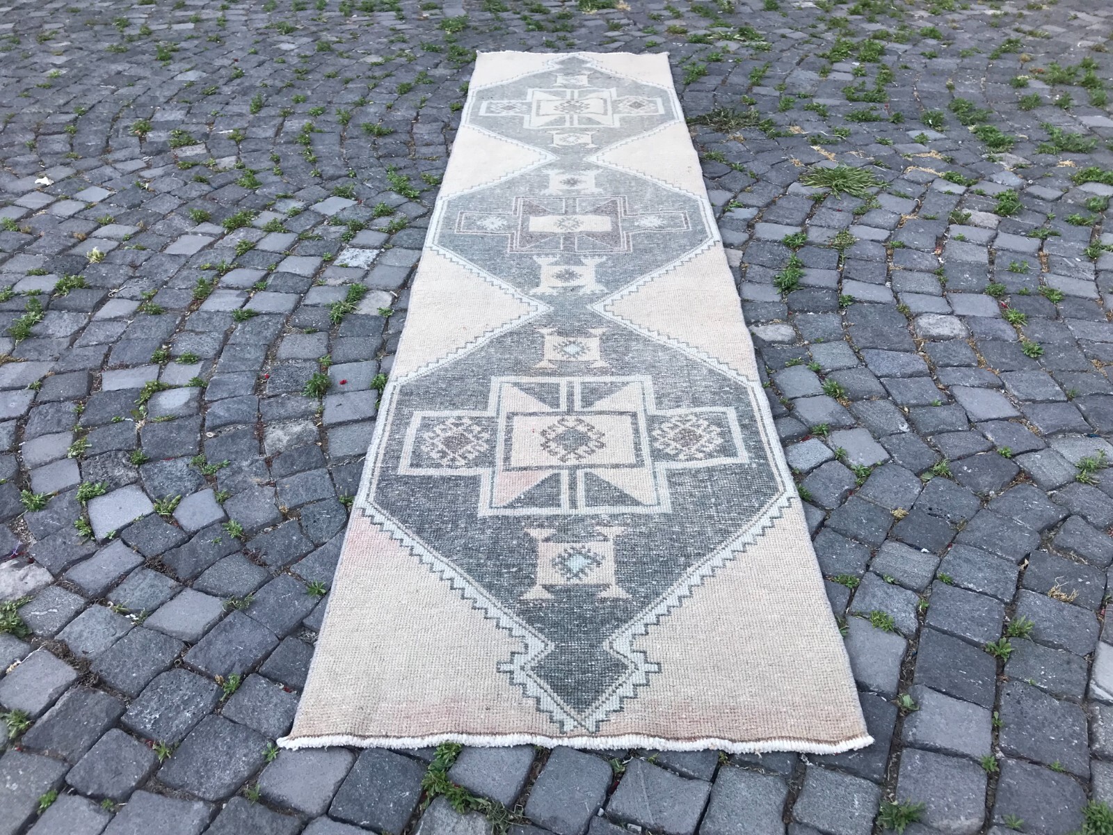 Turkish Antique rug Bohemian Area rug Oushak rug Vintage Rug Handmade Wool rug
