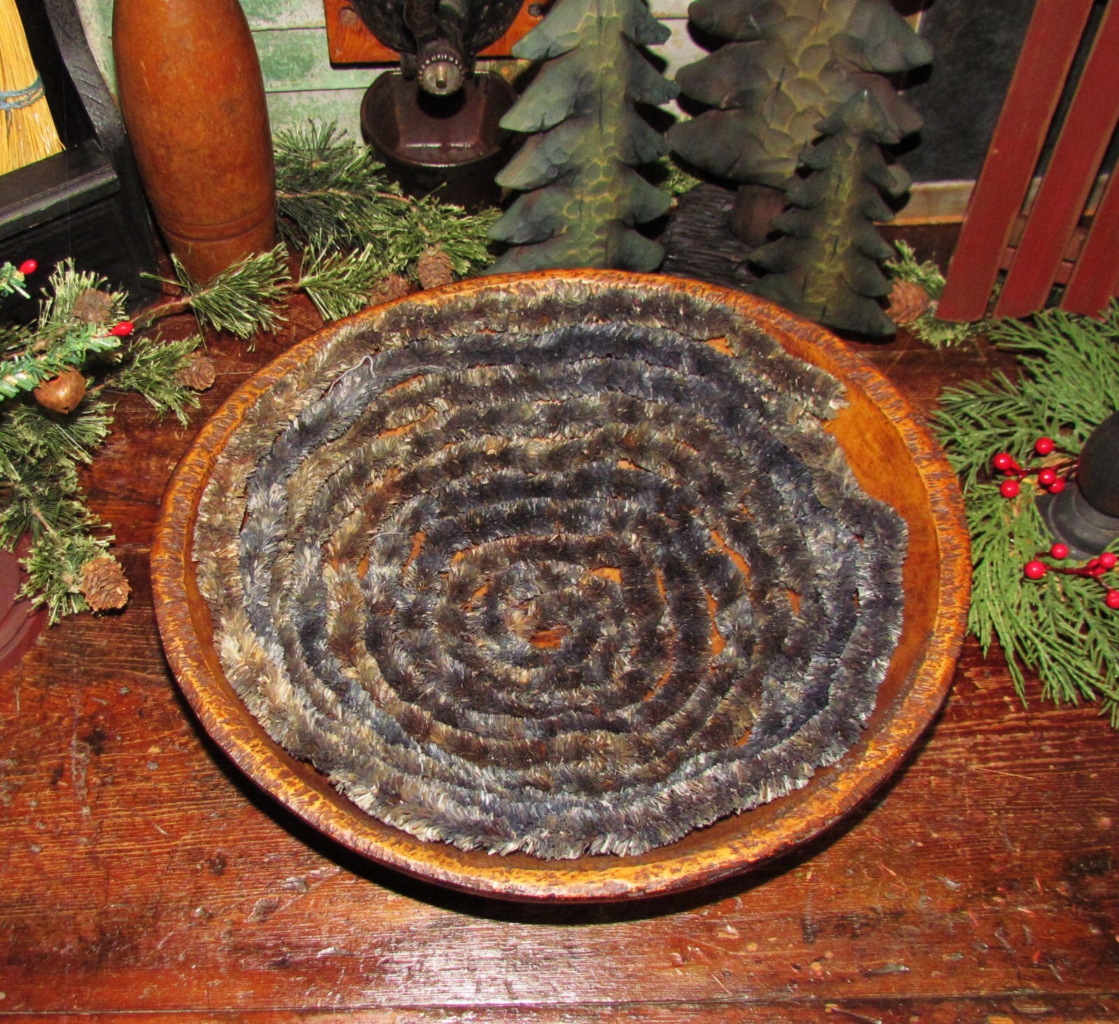 Rare ANTIQUE Vtg 1930’s CHRISTMAS TREE Blue Cellophane GARLAND 5 Yds x .75” B3