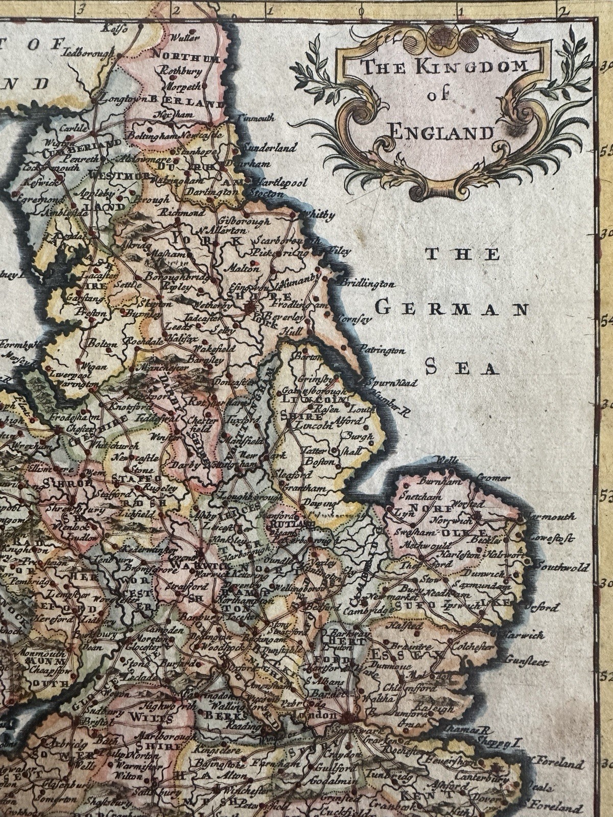 Kingdom of England U.K Great Britain 1695 Moll charming miniature hand color map