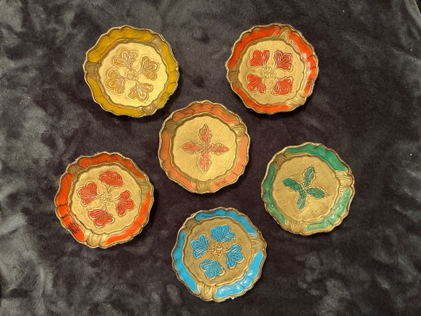 Rare Vintage 6 Red Green Yellow Blue Pink Trinket Catchall Dishes Italy Resin
