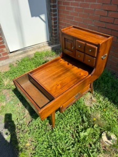Cobblers Bench End Side Table Colonial Style Link Taylor Pilgrim Pine Copper Bow