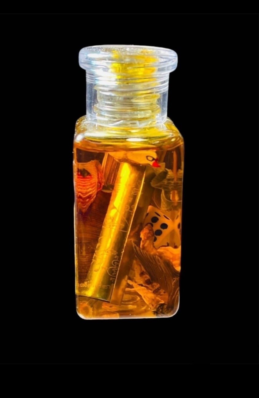 Amulet Magic God Groan Oil Charm Thai Fetish Love Lover Business Money LP Poon
