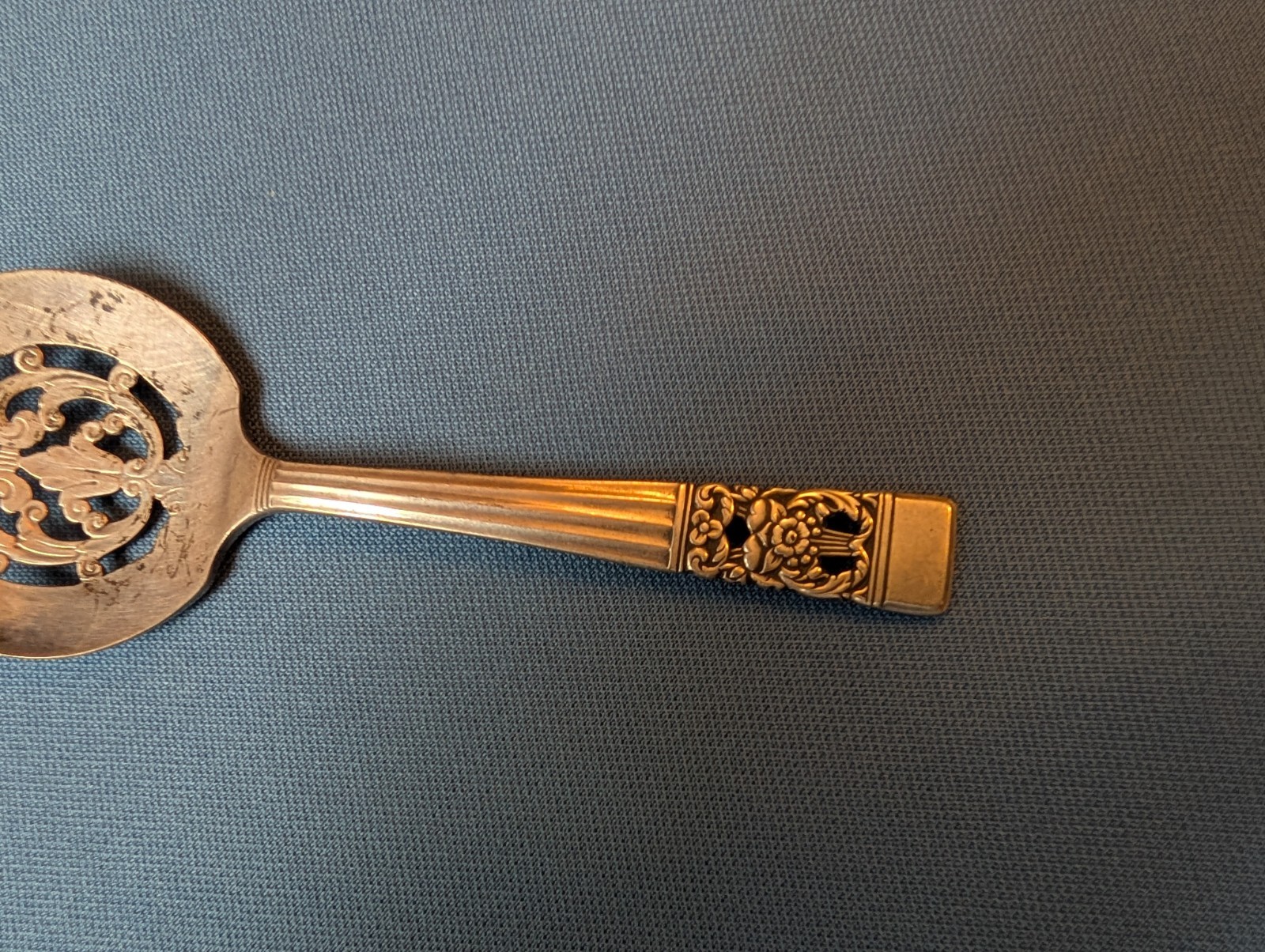 3 vtg silverplate serving utensils, cold meat & pickle forks, bonbon spoon