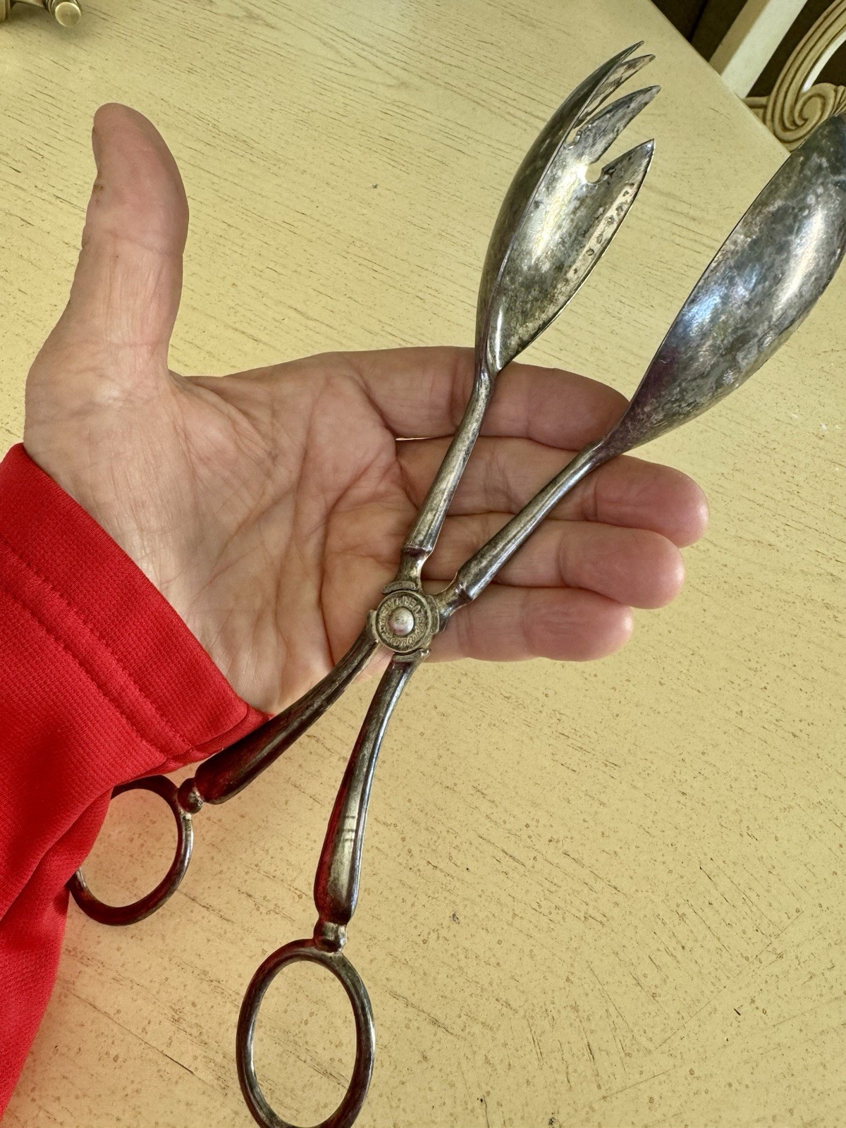 Antique 10.5” Wm Rogers Silverplate Grape Scissors Victorian Fruit Shears