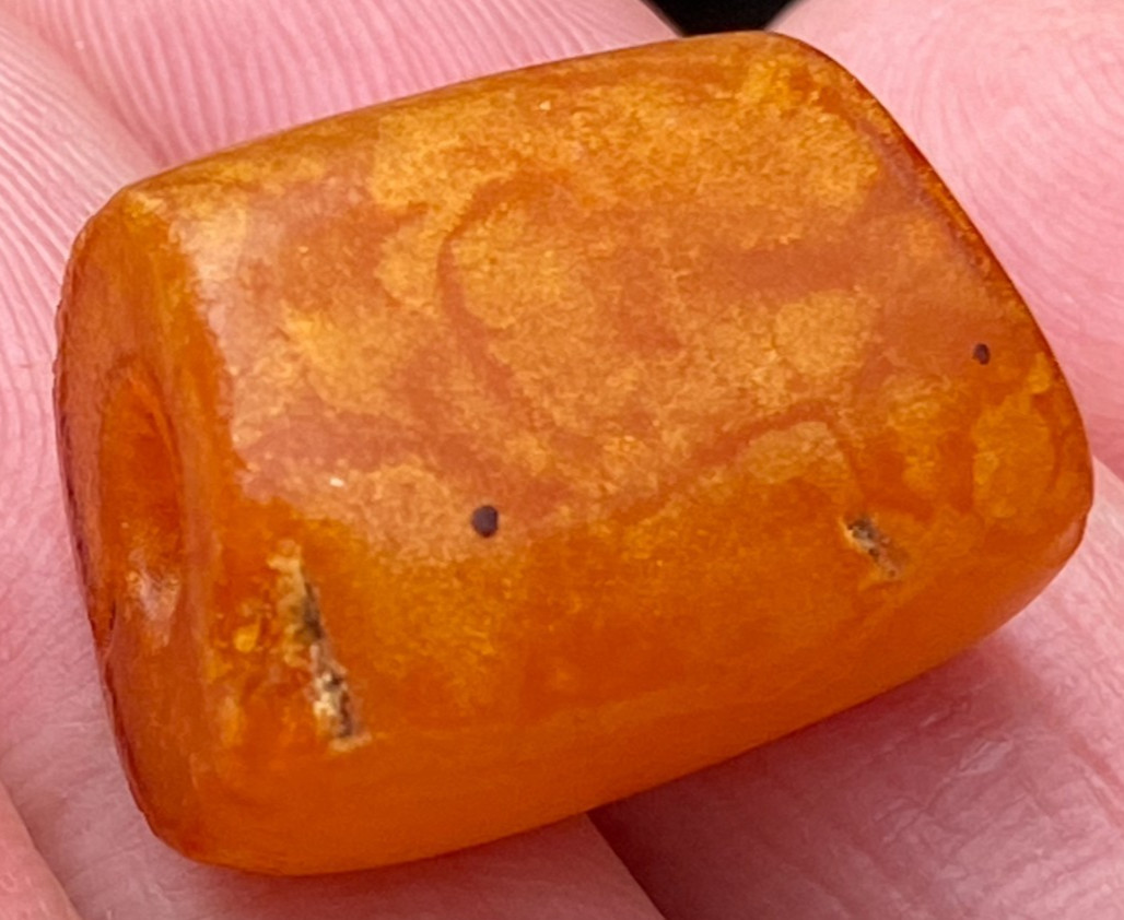 RARE ANTIQUE TIBETAN NATURAL AMBER BEAD – BEAUTIFUL WORN PATINA!