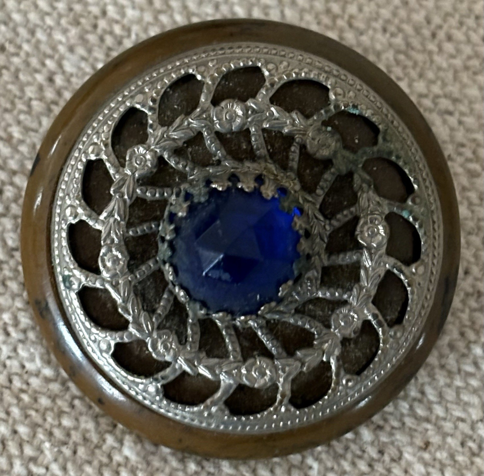 Victorian Jewel Button – Filagree Edge , Blue Jewel , Bakelite Back
