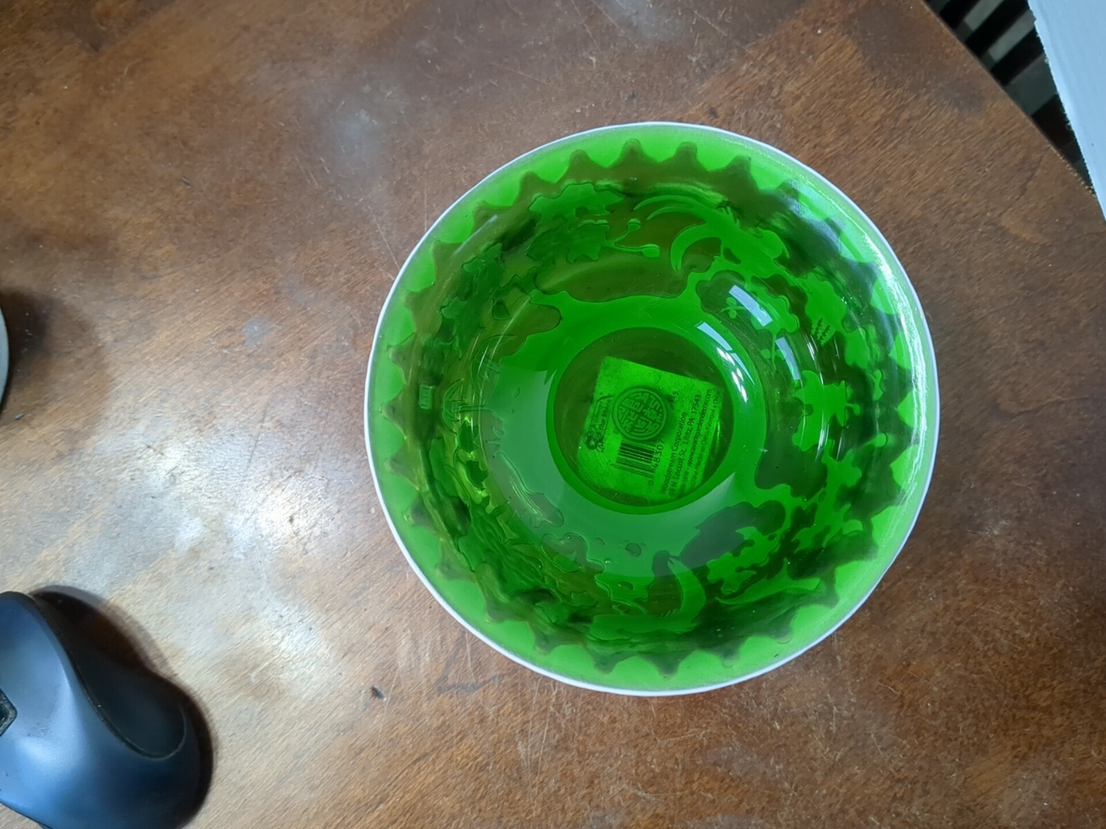 Vint. Chinese Pecking Glass Mini Green Bowl W/ White Overlay Of Birds Flowers