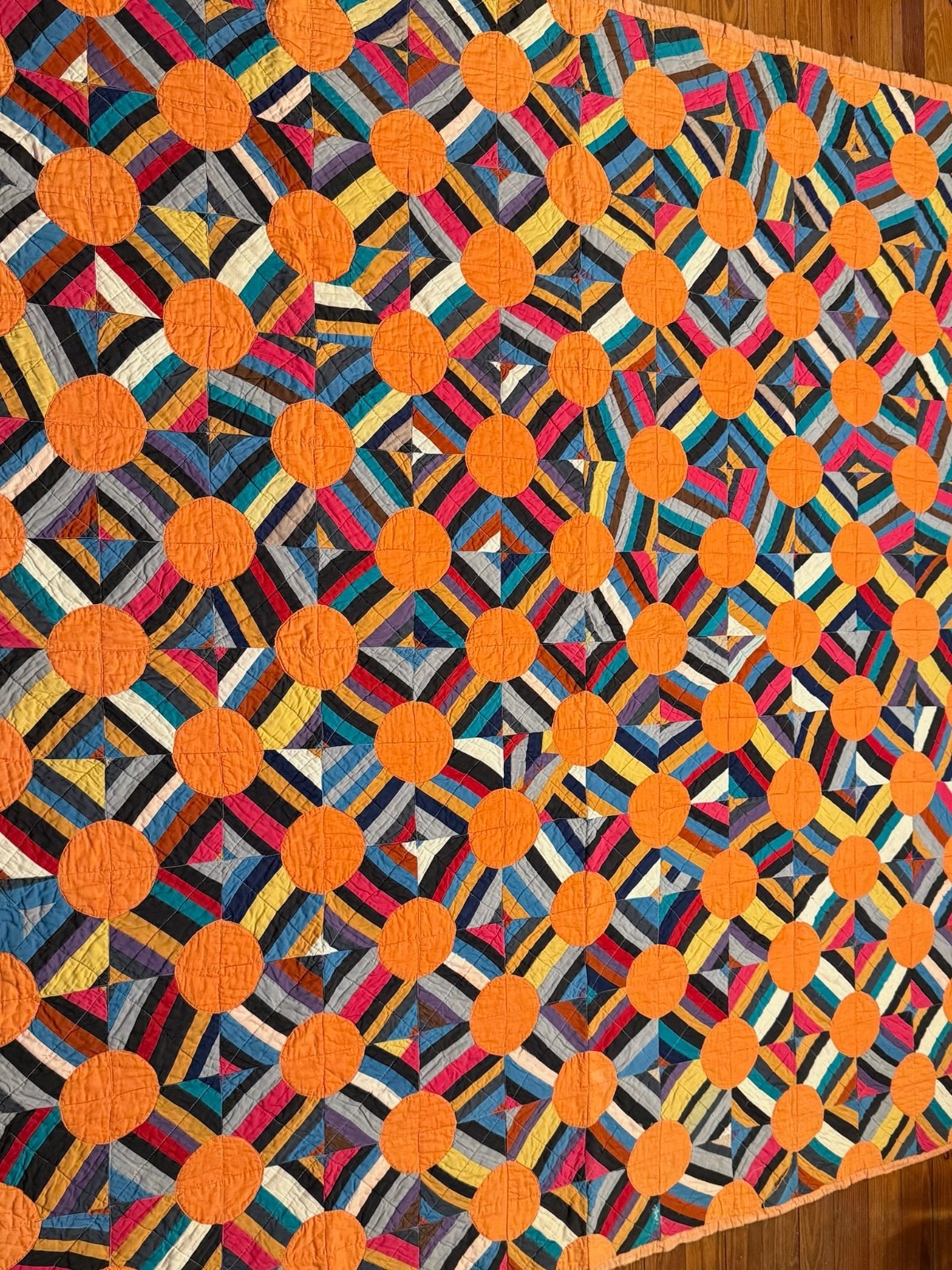 INCREDIBLE ANTIQUE PATCHWORK QUILT, COLORFUL OPTICAL ORANGES ON LOG CABIN,C1930!