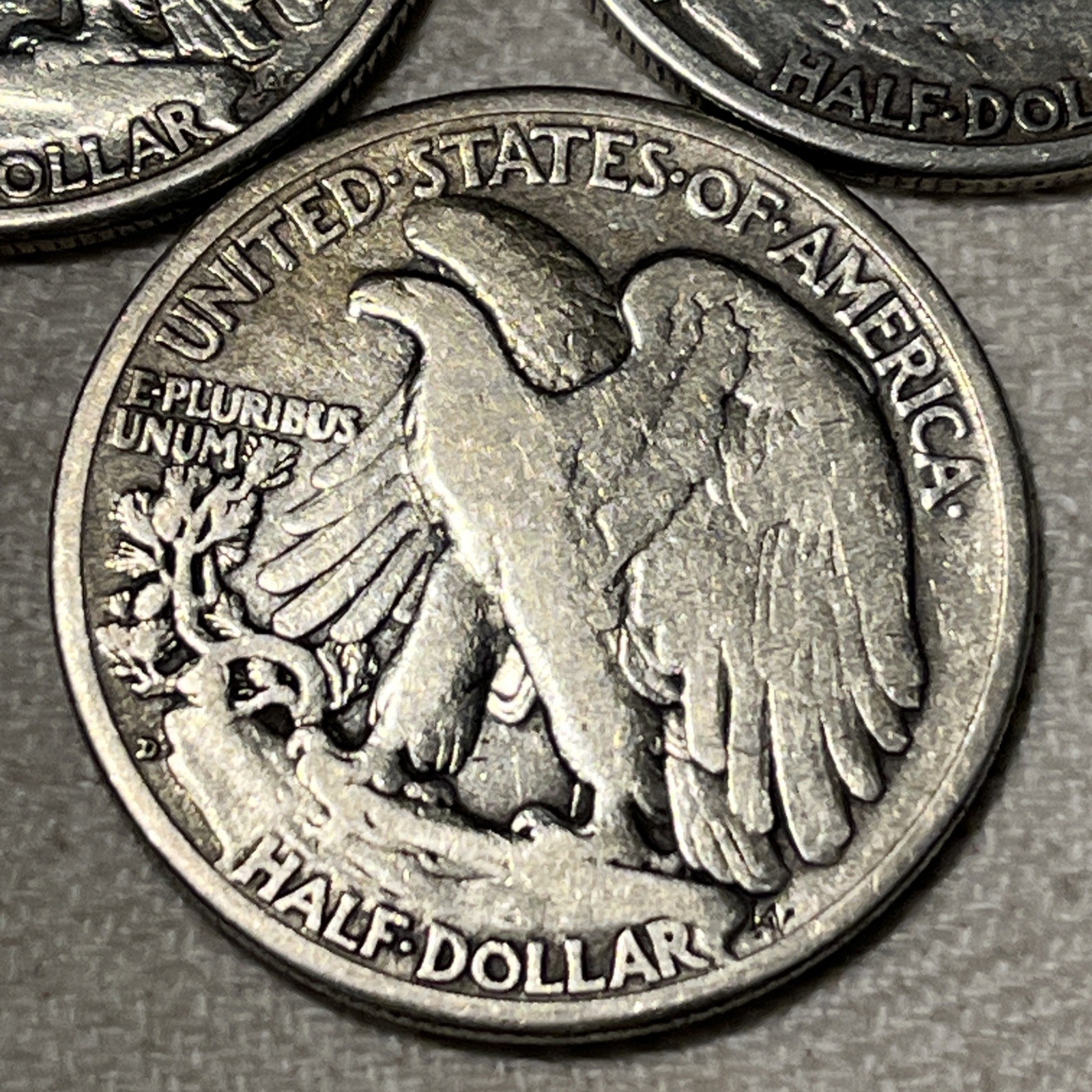 Lot of 3 Walking Liberty Siver Half Dolars. 1942, 1944D, 1947D. 90% Siver.💥