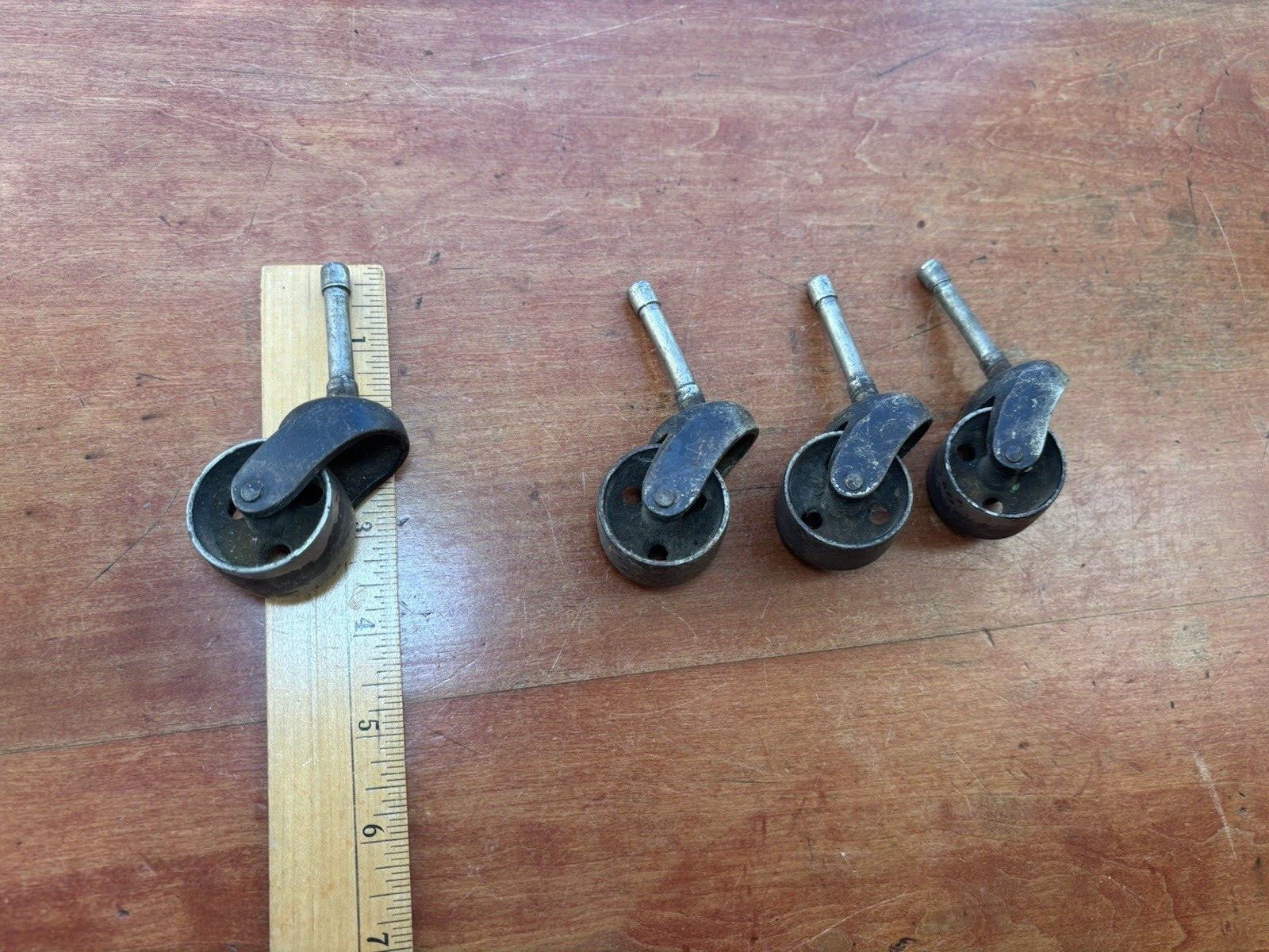 Set 4 Antique Metal Caster Wheels Salvaged Furniture Wheels 3 1/2″