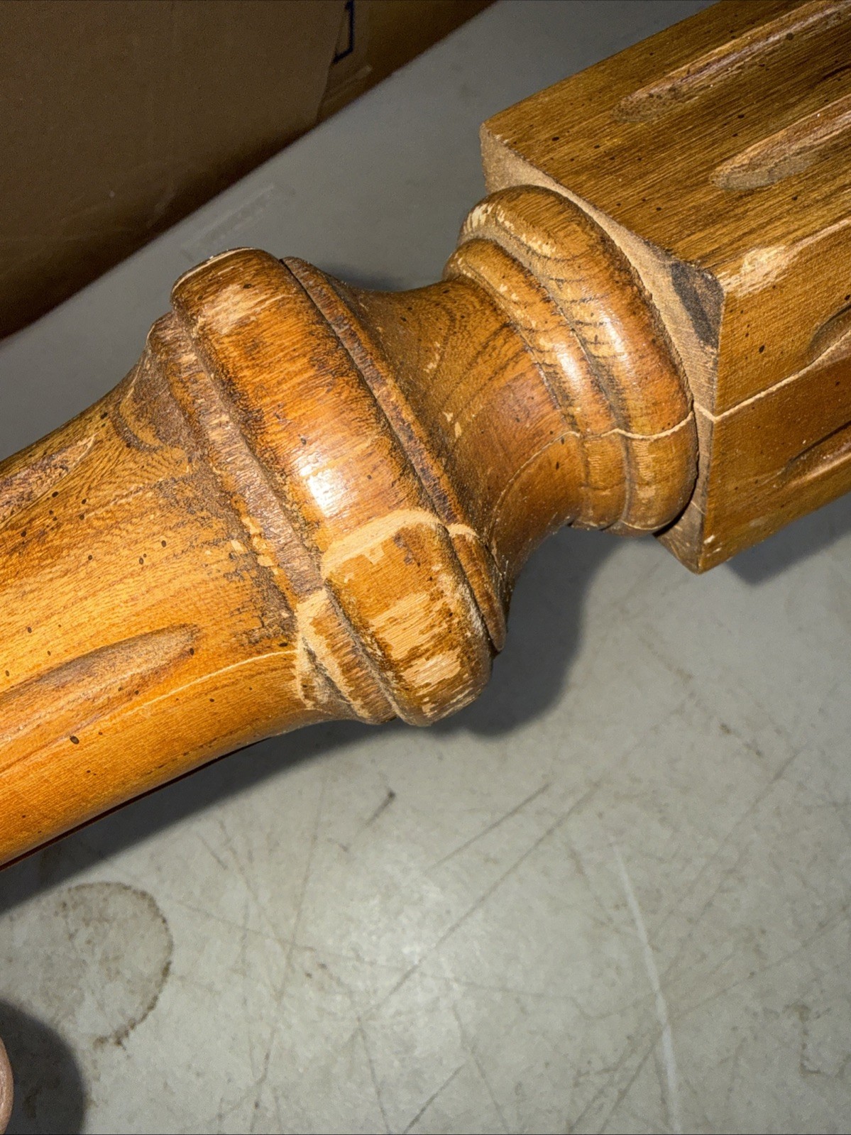 1 SALVAGED Vintage Heavy OAK WOOD TABLE LEGS Repurpose FOR RESTORATION 28.5”