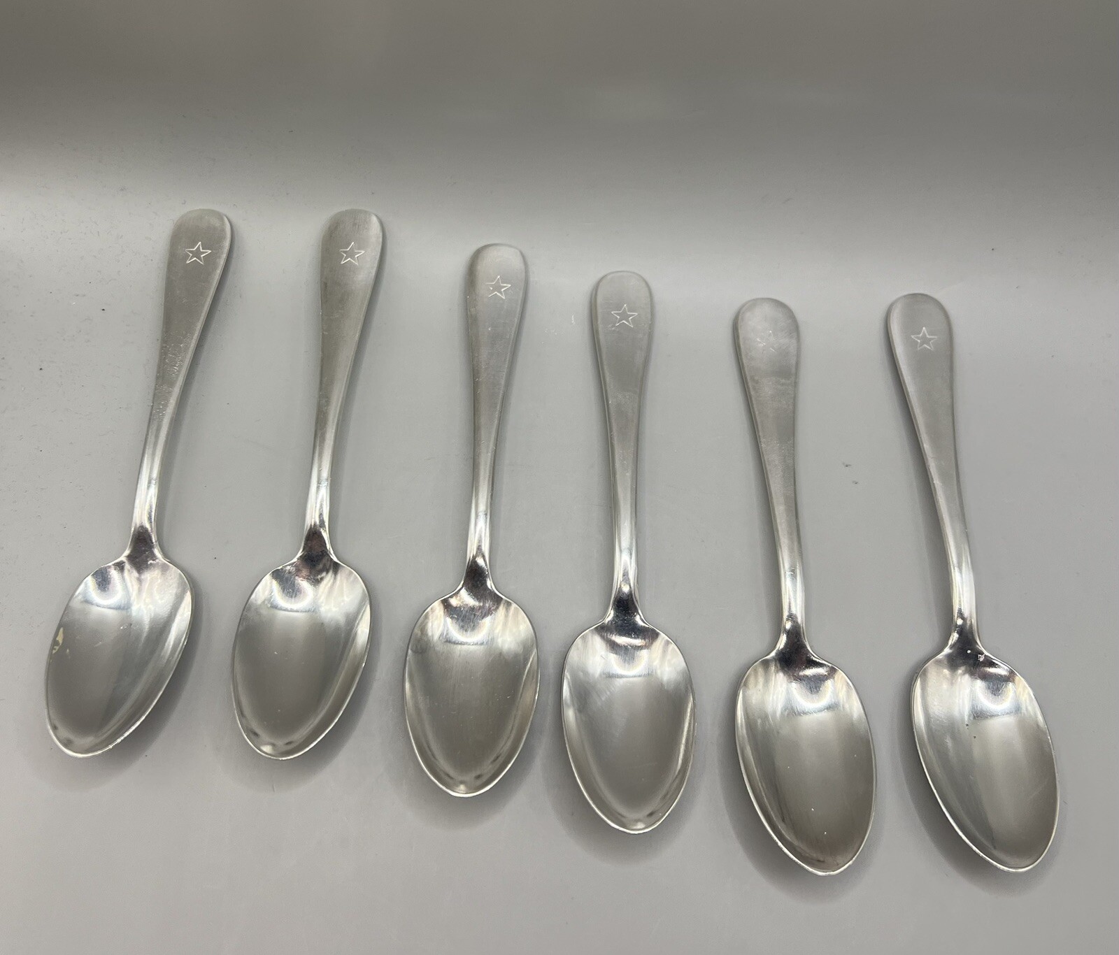 International Silverware VICTOR S Co A1 + Overlay Silverware Spoons Lot (6)