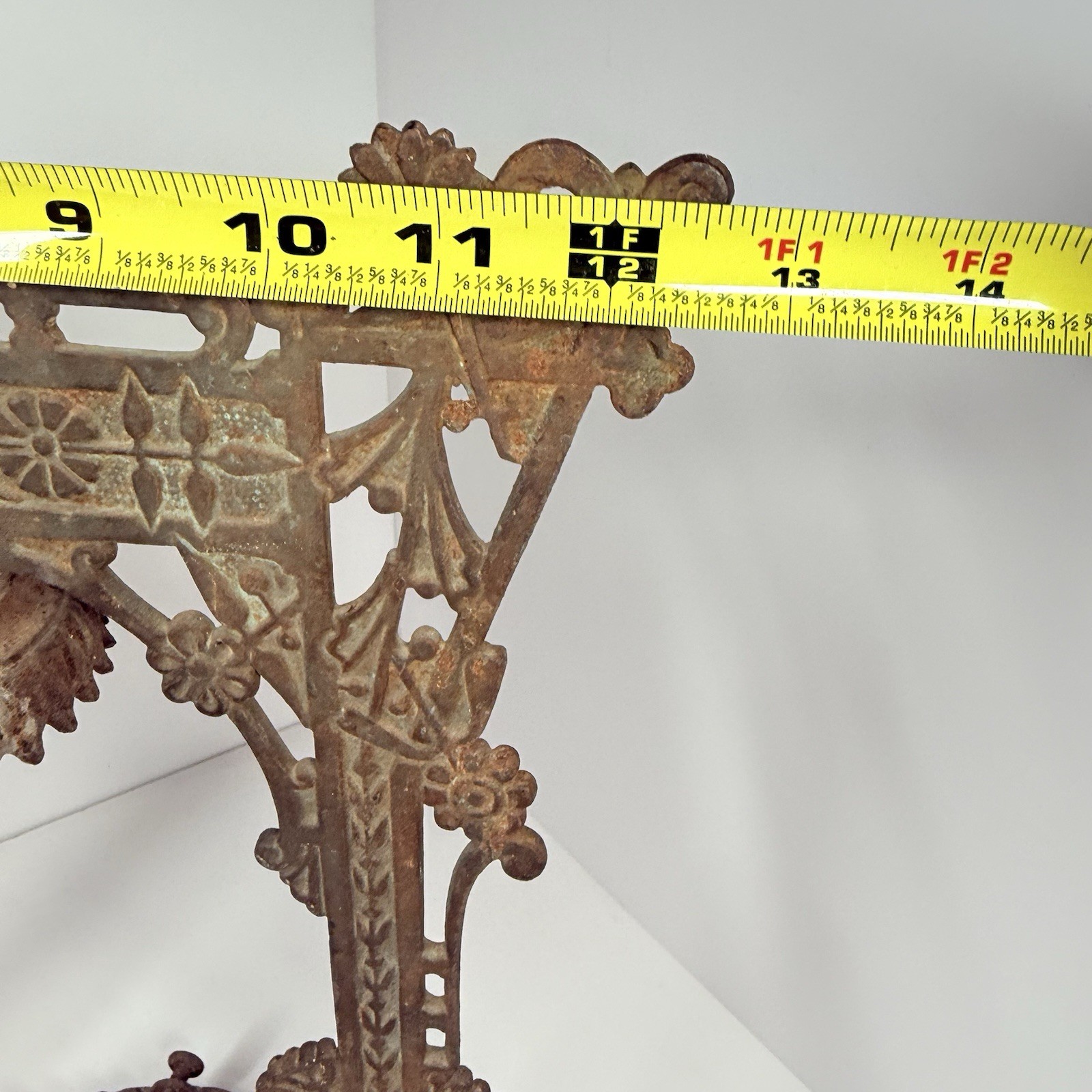 Antique 1800’s Bradley & Hubbard? Cast Iron Hanging Parlor Oil Lamp