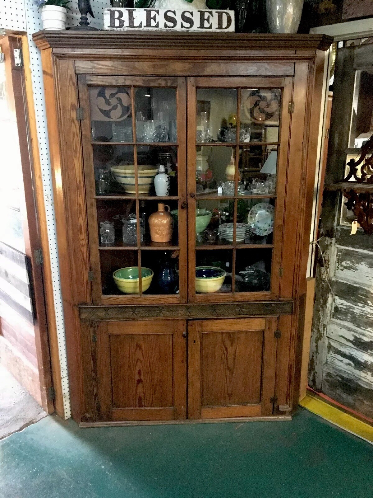 Antique Ralph Brothers Corner Cupboard Cabinet Delaware Furniture Maker c1800