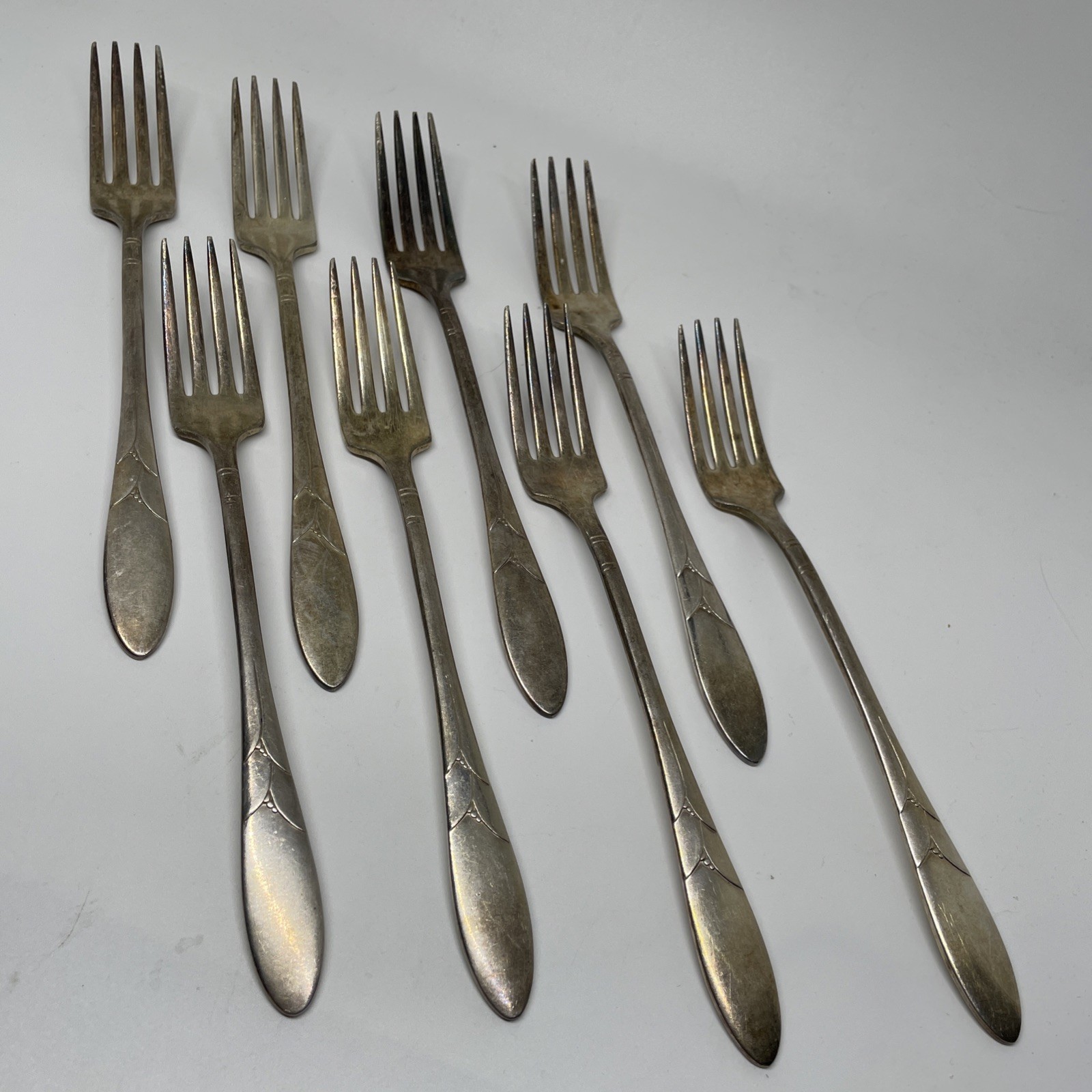 Community/Oneida Lady Hamilton Silverplated Dinner Fork Set of 8 7 3/4″