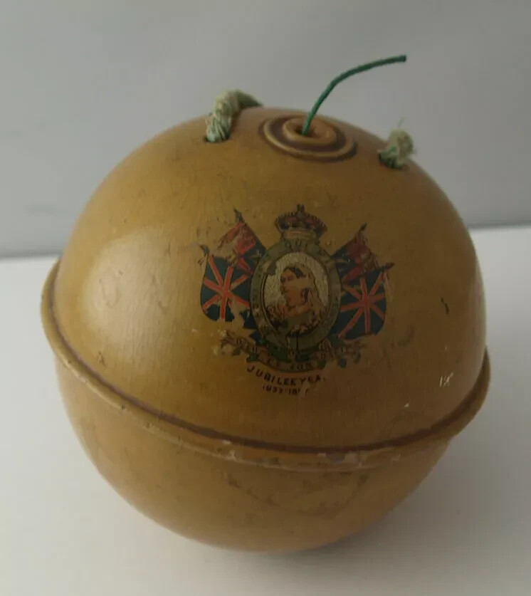 Victorian Mauchline Ware String Box – Diamond Jubilee 1887.