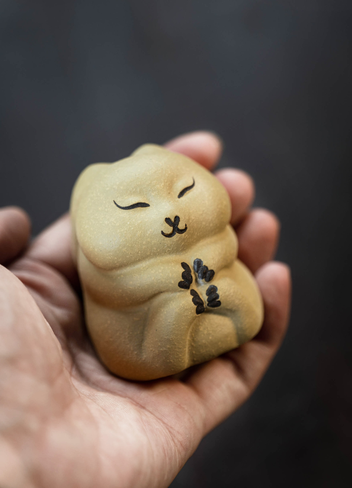 2.3in Chinese Yixing Zisha Pottery Green Clay Lovable Animal Rabbit Tea Pet