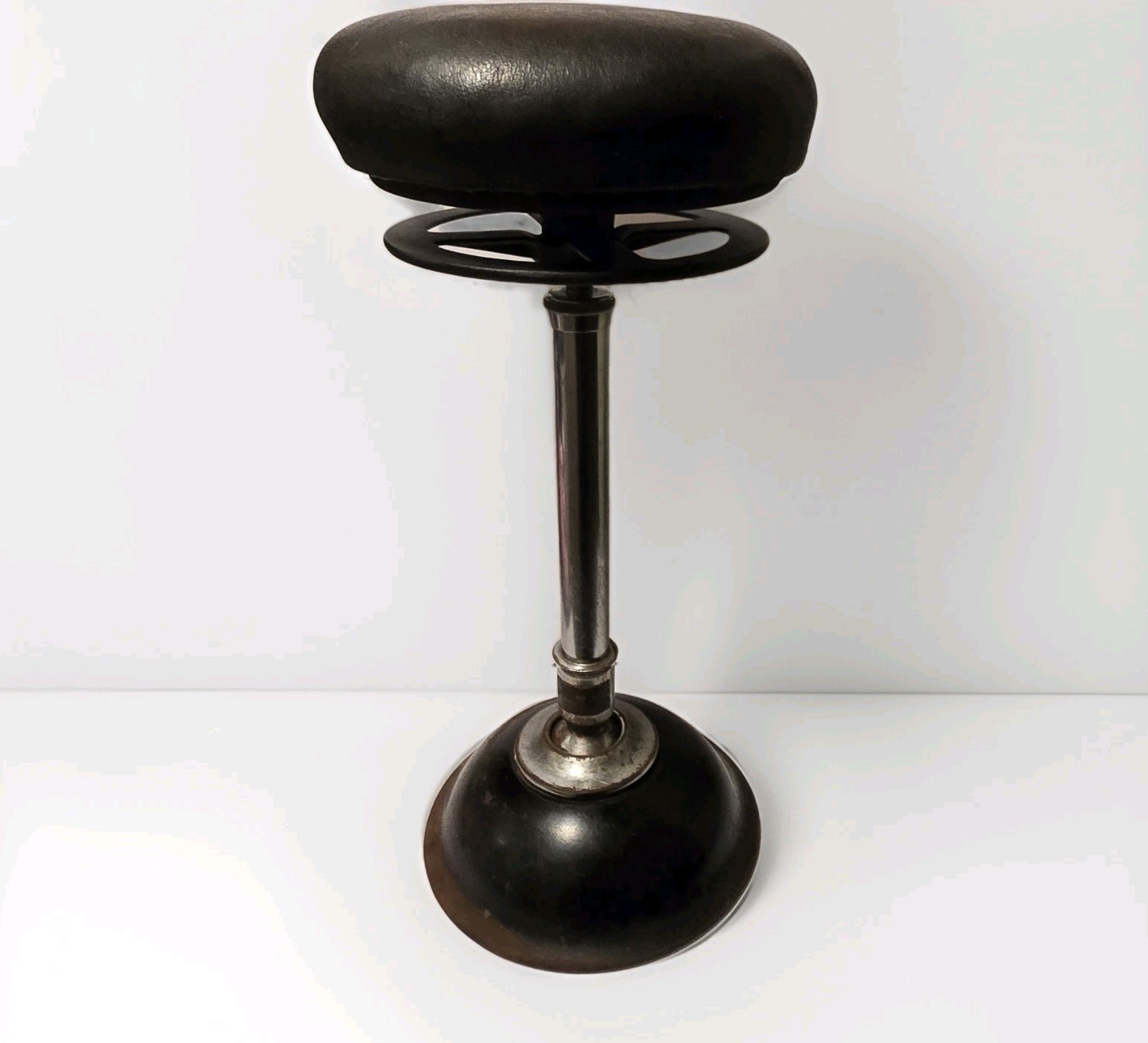 Ritter 1930s Medical Dental Stool Rest & Relief Stool Art Deco Industrial