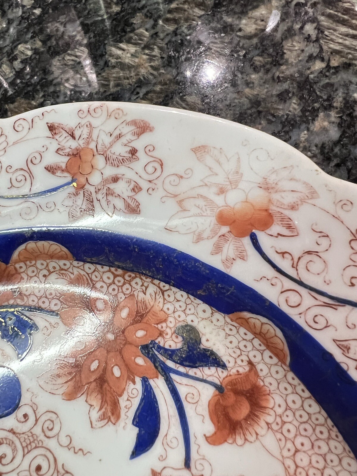 Unique Antique IMARI Porcelain Plate Tobacco Leaves Flowers REGENCY Crown Mark