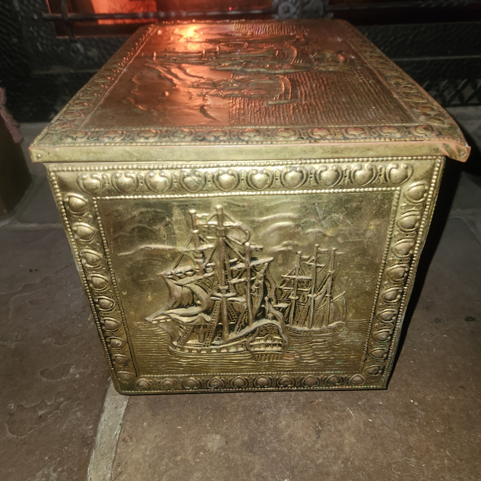 Antique Peerage Brass Coal Scuttle /Box Ship Scene England